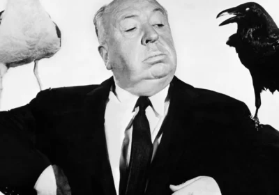 Alfred Hitchcock: Celebrando el Maestro del Suspense en su Cumpleaños