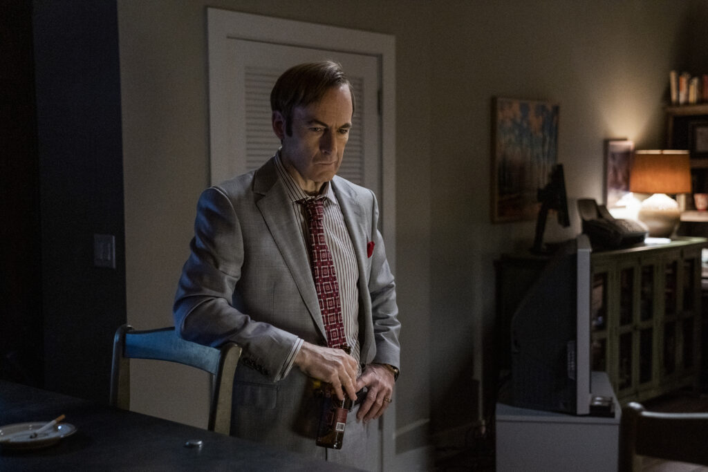 Better Call Saul: El Spin-off definitivo 8 MV5BMmE1MjIxODEtNTZhYi00ZWJjLWFlZWEtMzVlMTYzYWUyMTY3XkEyXkFqcGc@. V1