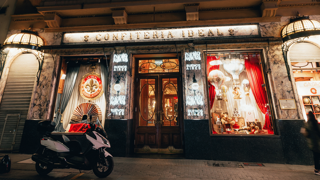 CONFITERIA IDEAL 4