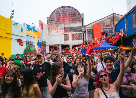 Sofia Lescano 2 PARADOR KONEX: SANTIAGO MOTORIZADO, MUJER CEBRA Y JUANA ROZAS INAUGURAN LA TEMPORADA