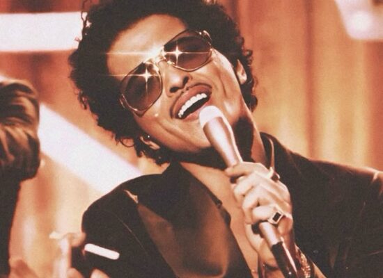 Sofia Lescano 4 BRUNO MARS ELIGE UN MONUMENTO ICÓNICO DE LA CIUDAD DE BUENOS AIRES PARA CELEBRAR EL LANZAMIENTO DE “THE ROMANTIC”