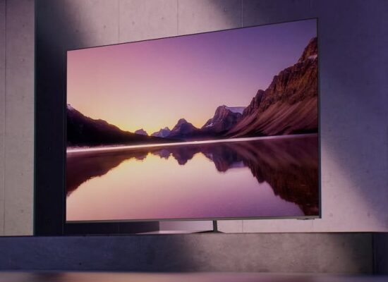 Sofia Lescano 4 Samsung anuncia la llegada de su revolucionaria línea de pantallas Vision AI al país