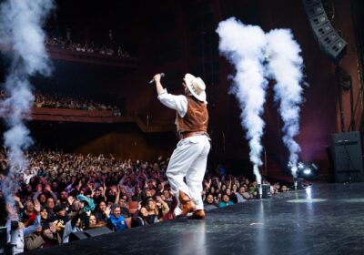 EL FENÓMENO DEL FOLKLORE ARGENTINO: LÁZARO CABALLERO CONQUISTÓ EL TEATRO GRAN REX