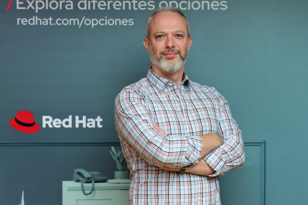 Red Hat: Más de la mitad de las empresas ya evalúa alternativas para modernizar su nube privada, según nuevo informe 2 Diego Sanin