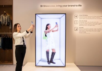 Samsung lleva la cartelería digital al 3D con una nueva pantalla para empresas