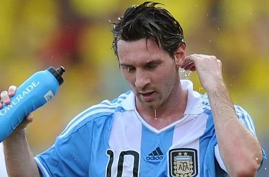 Sofia Lescano 1 Días más largos, más ganas de moverse: llega Powerade Zero para darle power a la primavera