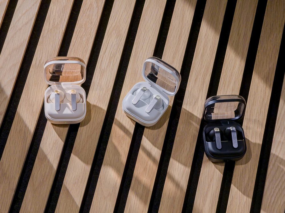 004 lifestyle galaxy buds4pro family 1 e1791293868840