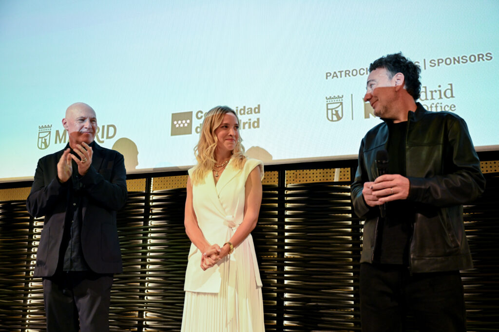 PEPITA, LA PISTOLERA: LUISANA LOPILATO LA PRESENTA EN IBERSERIES Y CONSOLIDA SU NUEVA ETAPA COMO ACTRIZ Y PRODUCTORA 2 Presentacion Iberseries Pepita